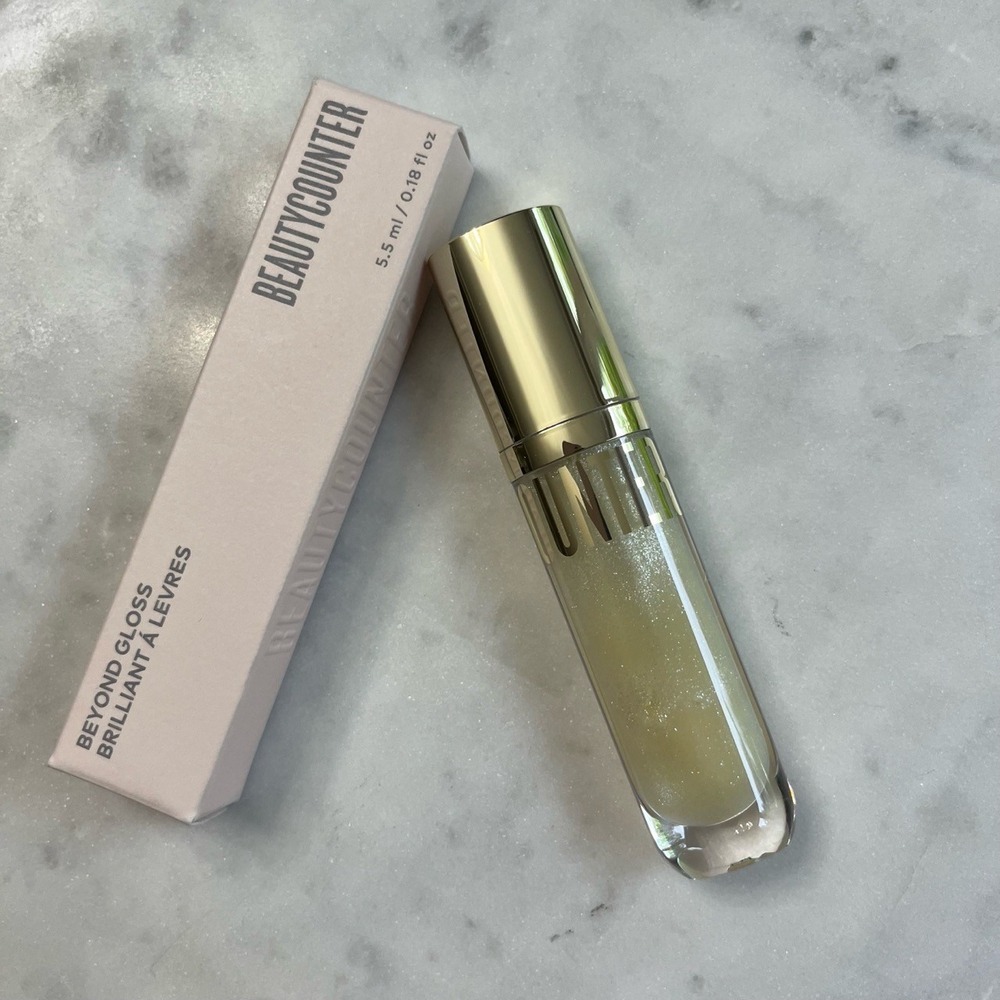 New‎ Beautycounter Beyond Lip Gloss QUARTZ SHIMMER Full Size Makeup Skincare Box